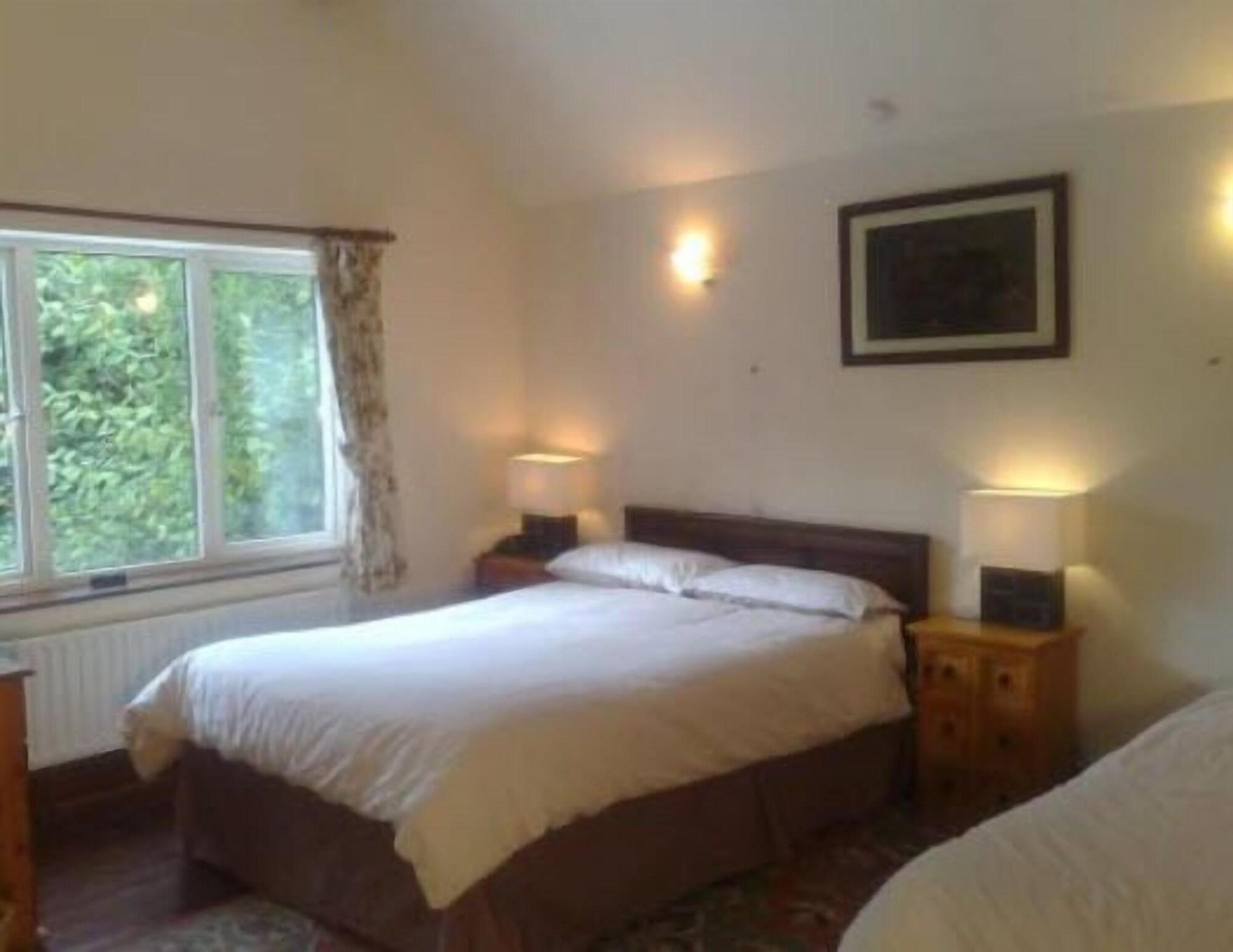 Achill Guest House Solihull Exteriör bild