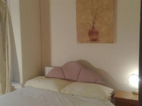 Achill Guest House Solihull Exteriör bild